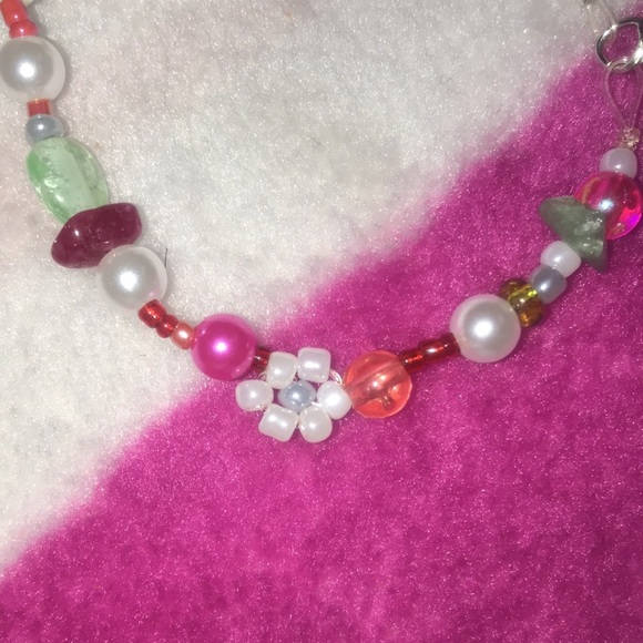 MUSHROOM MEADOWS BEADED BRACELET - Picture 4 of 4